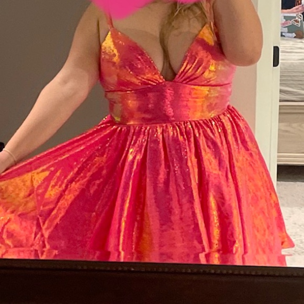 so cute for hoco/ special occasions